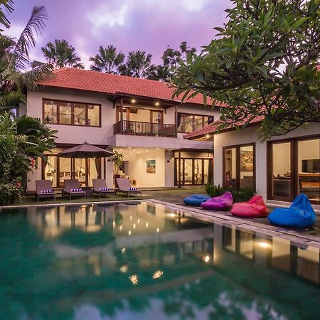 Amore Villas Canggu Exteriör bild